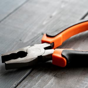 Pliers