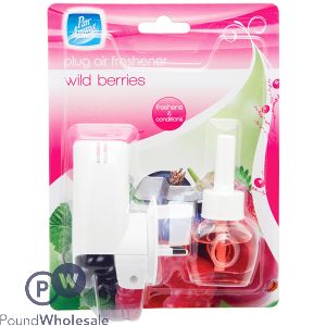 PAN AROMA PLUG-IN WILD BERRIES AIR FRESHENER