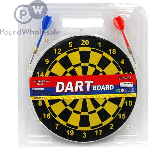 DART BOARD WITH 2 DARTS