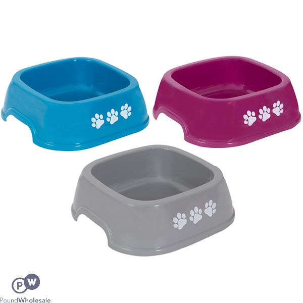World Of Pets Square Plastic Pawprint Pet Bowl 750ml 3 Assorted Colours