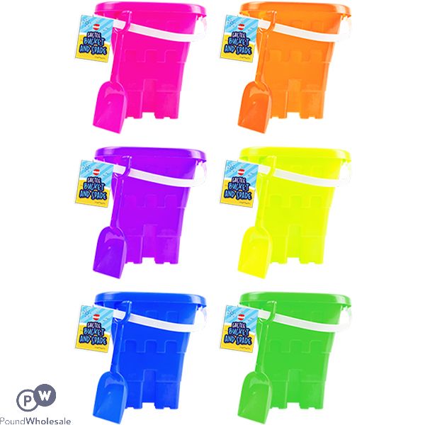 Hoot Square Castle Bucket & Spade Set Assorted Colours