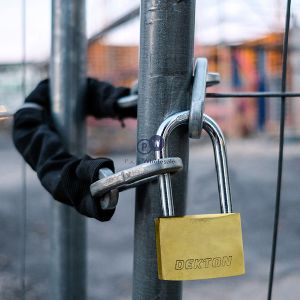 Dekton 40mm Titanium Plated Long Shackle Padlock With 3 Keys